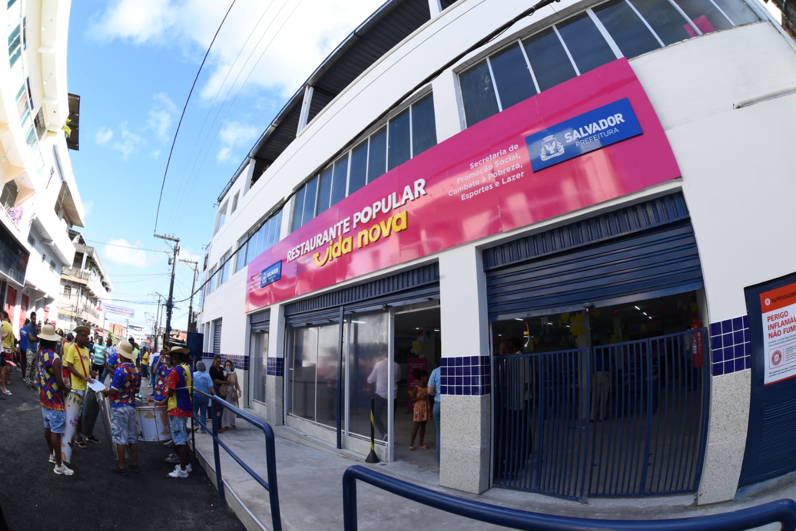 Capa: Prefeitura de Salvador inaugura 5º Restaurante Popular em Fazenda Coutos