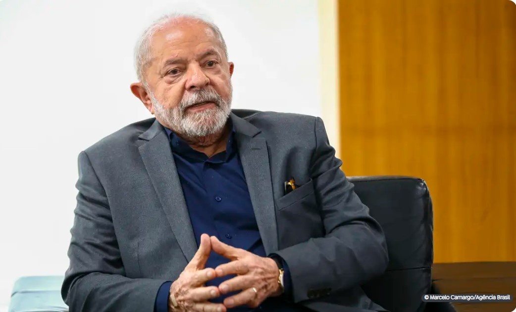 Capa: “Alguém que pratica assédio não vai ficar no governo”, diz Lula