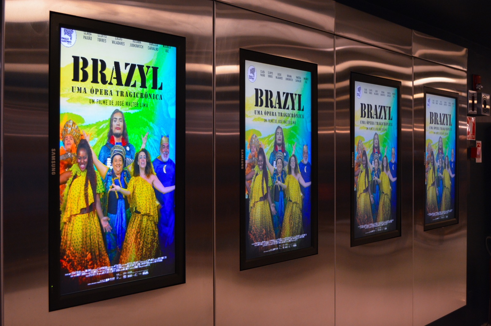 Capa: “Brazyl – Uma Ópera Tragicrônica”, estreia em Salvador