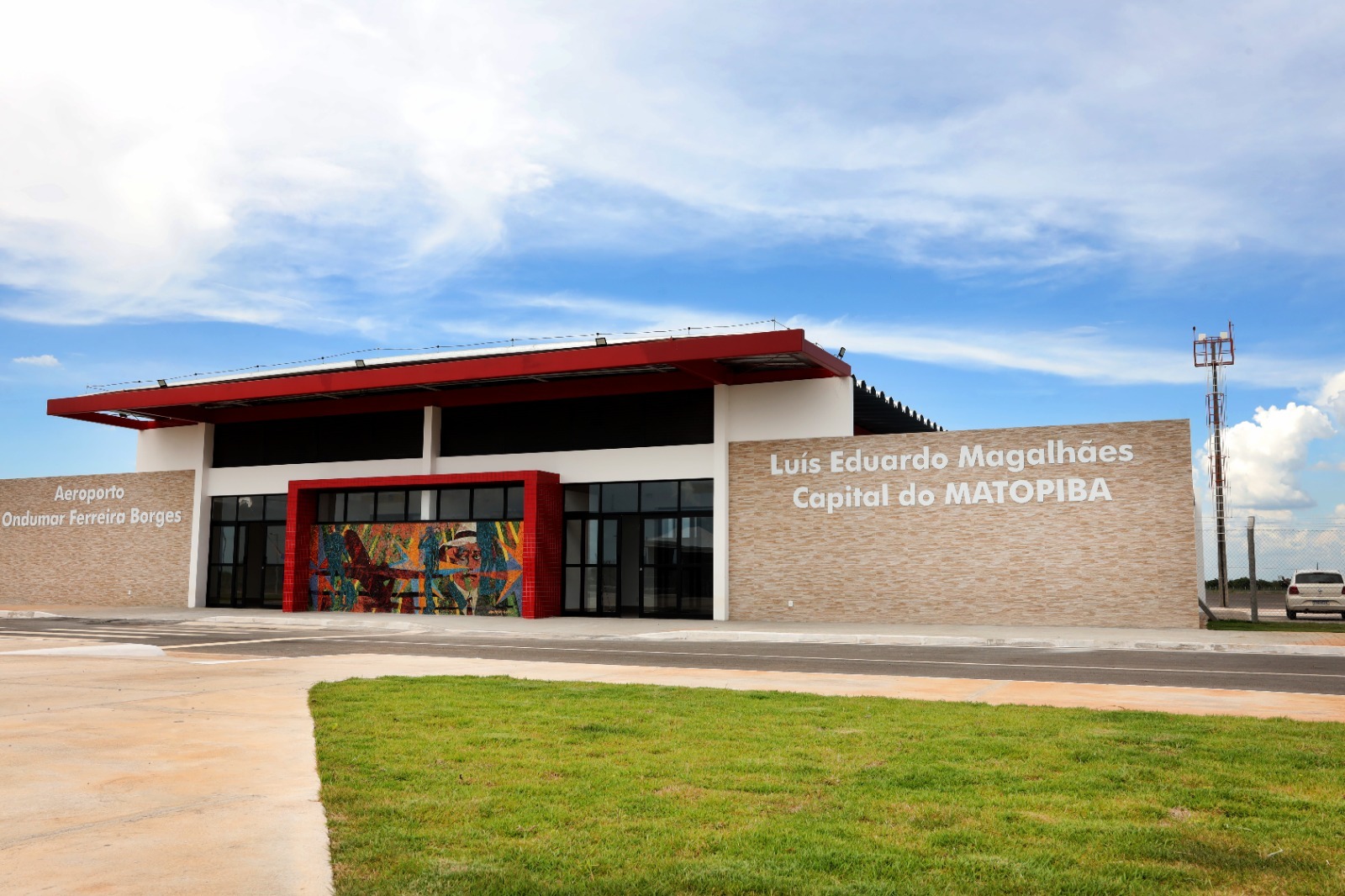 Capa: Governo da Bahia inaugura novo aeroporto em Luís Eduardo Magalhães