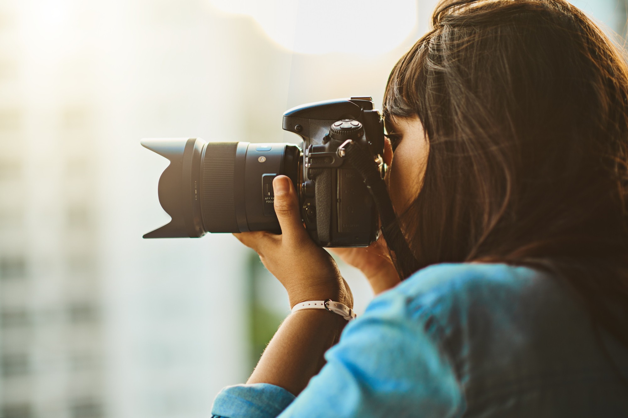 Capa: Ifba oferta 240 vagas para cursos gratuitos de agente cultural, fotógrafo e iluminador cênico