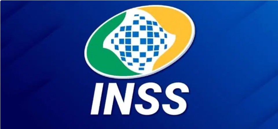 Capa: Bancos reclamam e Governo sobe teto da taxa de juros do consignado do INSS