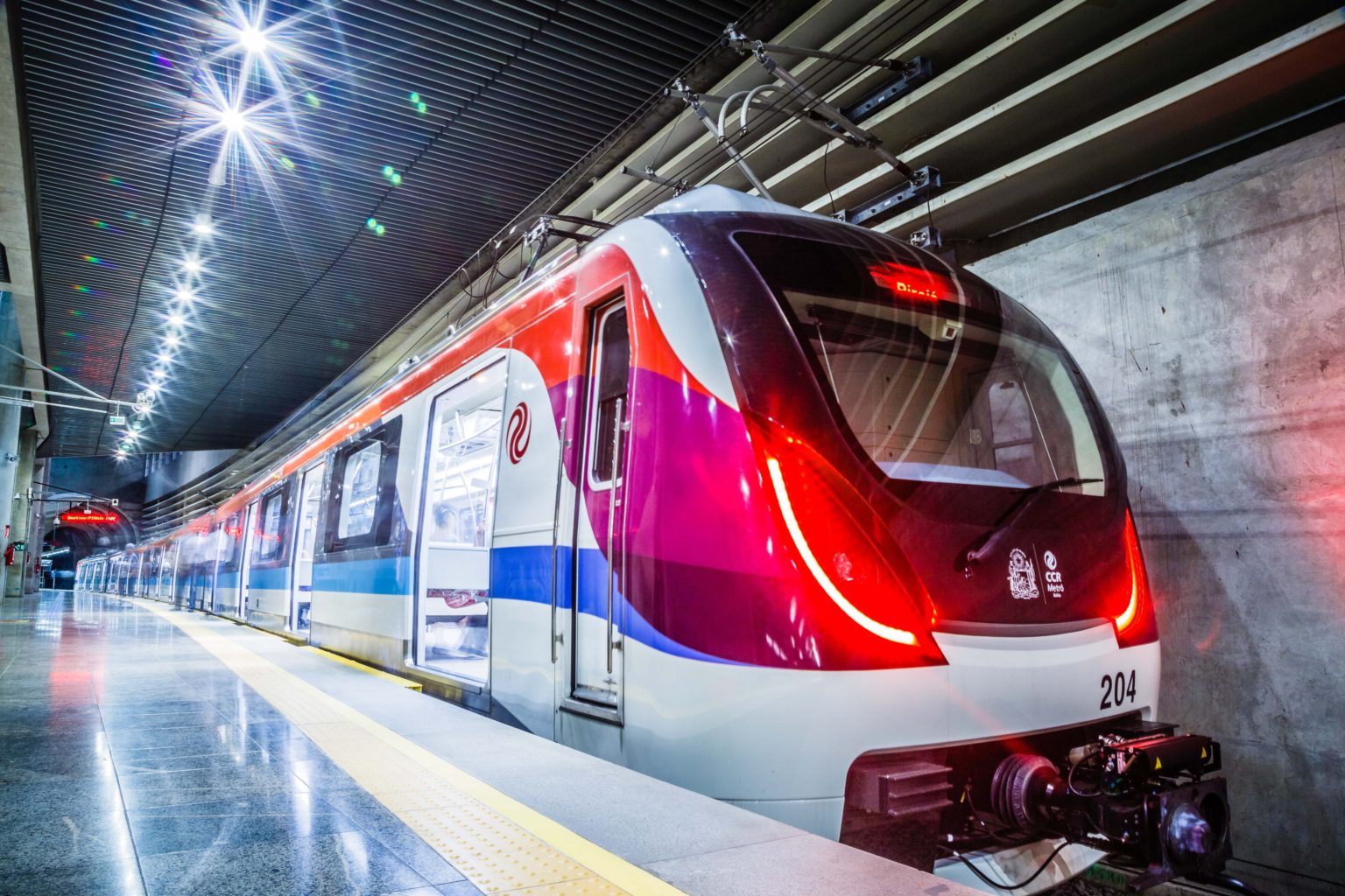 Capa: Jerônimo Rodrigues anuncia reajuste zero na tarifa do metrô e do transporte metropolitano