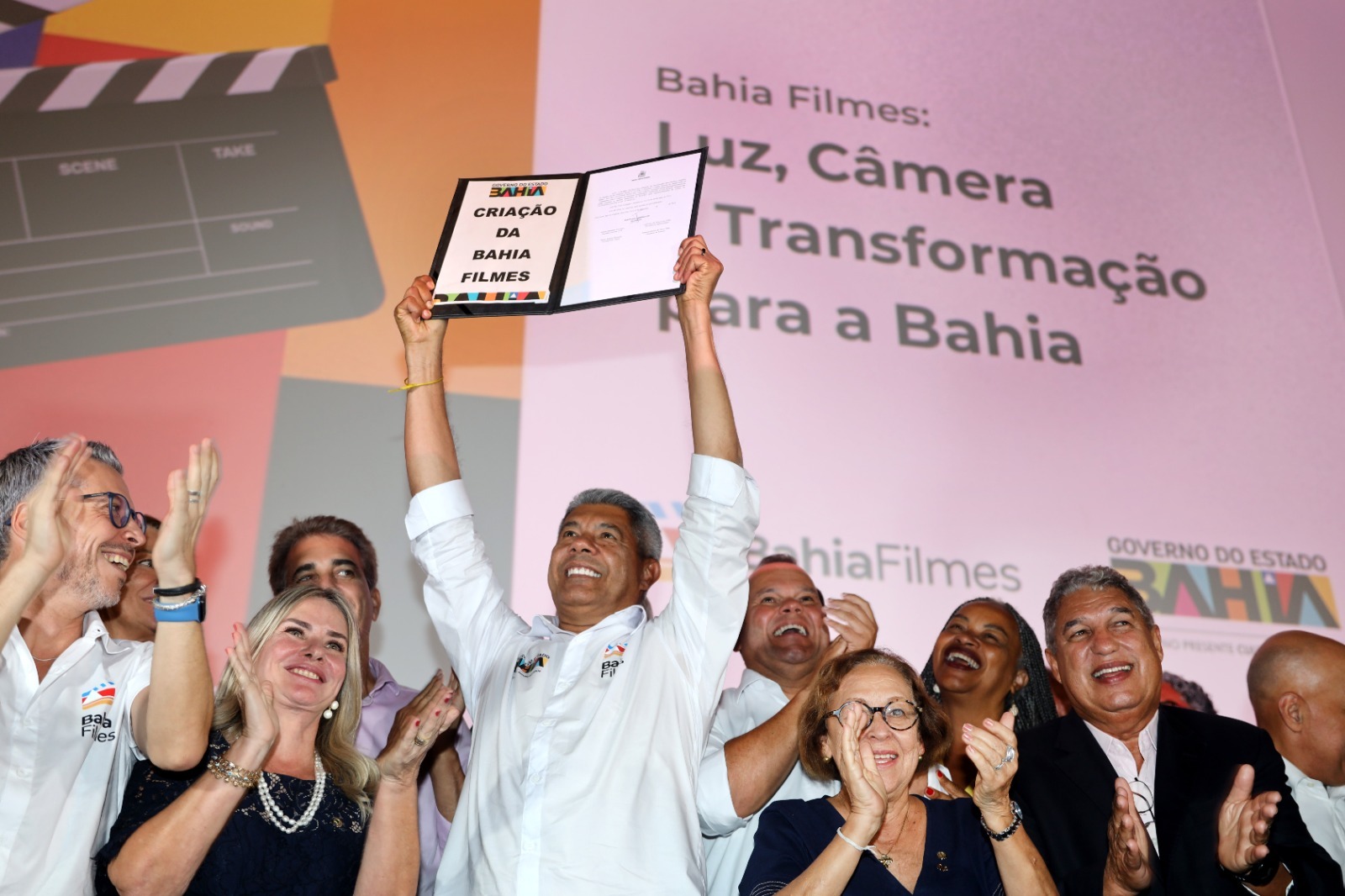 Capa: Bahia Filmes, primeira empresa estadual de audiovisual do Brasil, é sancionada por Jerônimo Rodrigues