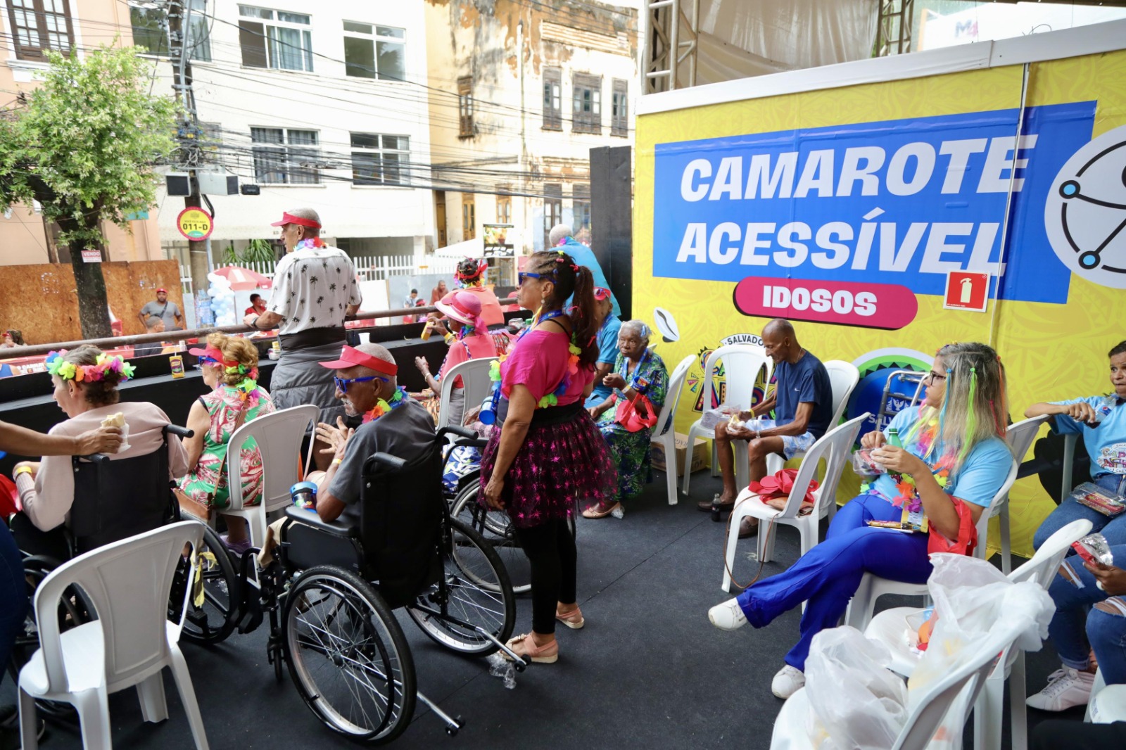 Capa: Prefeitura abre inscrições para Camarotes Acessíveis no Carnaval de Salvador 2025