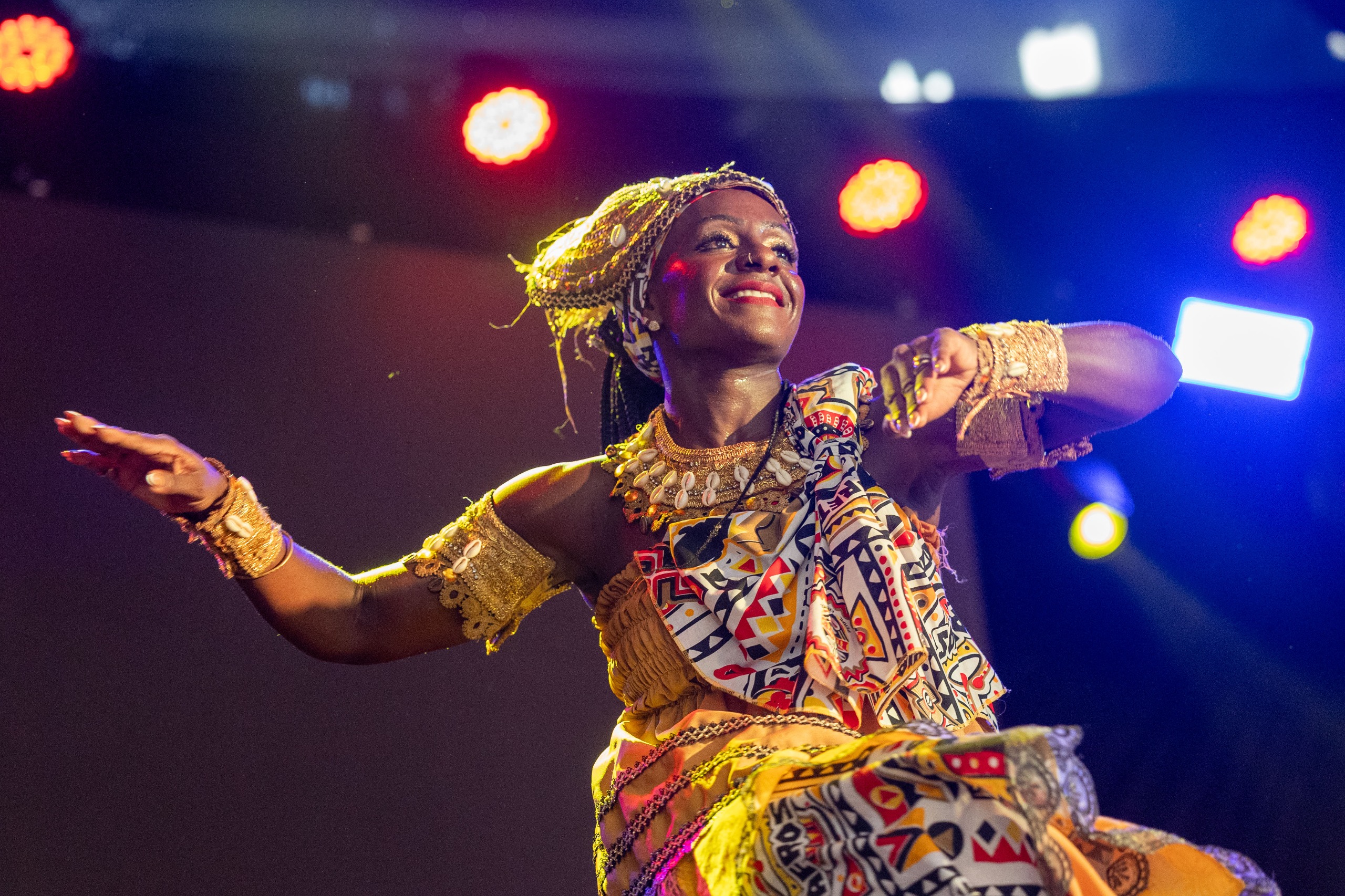 Capa: Fantasias de Carnaval do Ilê Aiyê terão selo de autenticidade a partir deste ano, em Salvador